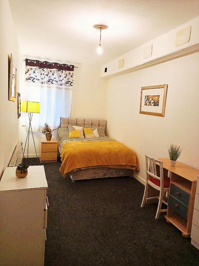 Double Room Close To Bradford University And City Centre Exterior photo