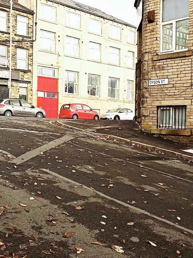 Double Room Close To Bradford University And City Centre Exterior photo