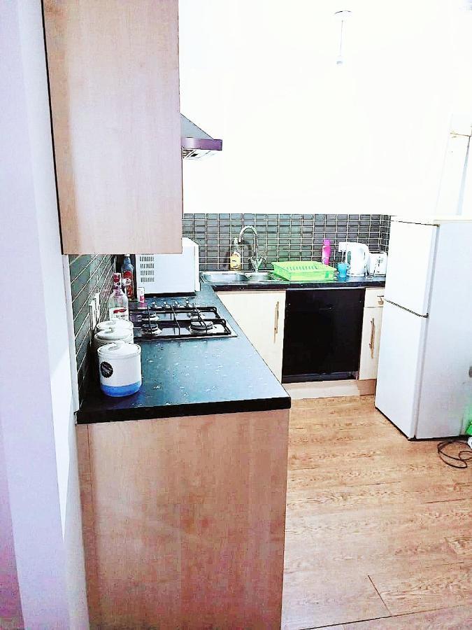 Double Room Close To Bradford University And City Centre Exterior photo