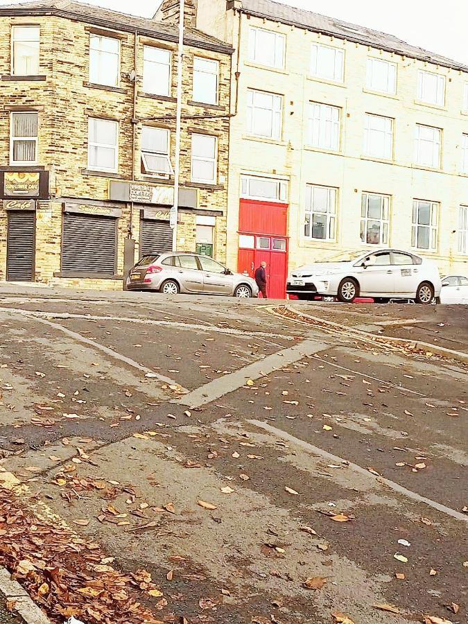 Double Room Close To Bradford University And City Centre Exterior photo